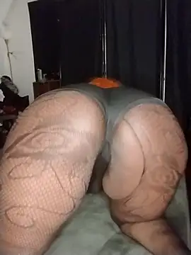 VenezuelaLuxeNoir online show from 13, 4, 2026