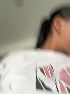 ArielleMillerr- online show from 16, 4, 2026