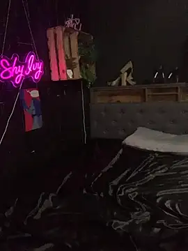 Snapshot of Shy-Ivy chatting on 26, 4, 2026 Shy-Ivy online show from 26, 4, 2026
