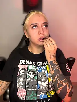 VeloraVyxen  online show from 5, 12, 2025