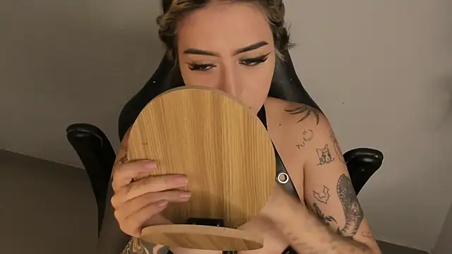 VeloraVyxen  online show from 7, 3, 2026