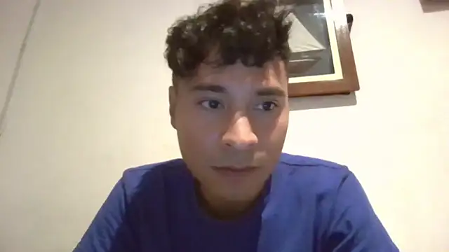 Snapshot of miguelgomher chatting on 26, 11, 2025 miguelgomher online show from 26, 11, 2025