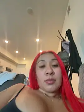Snapshot of yesslove chatting on 13, 5, 2026 yesslove online show from 13, 5, 2026