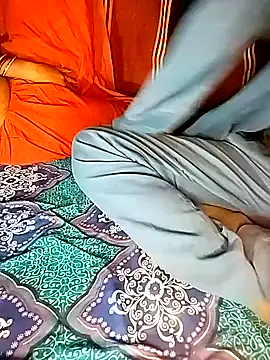 Snapshot of Poonam_capl chatting on 20, 11, 2025 Poonam capl online show from 20, 11, 2025