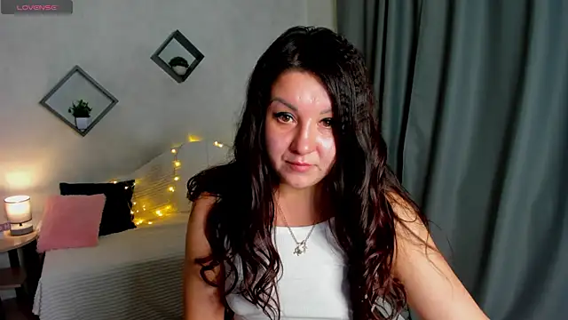 still  her online show from 24, 11, 2025