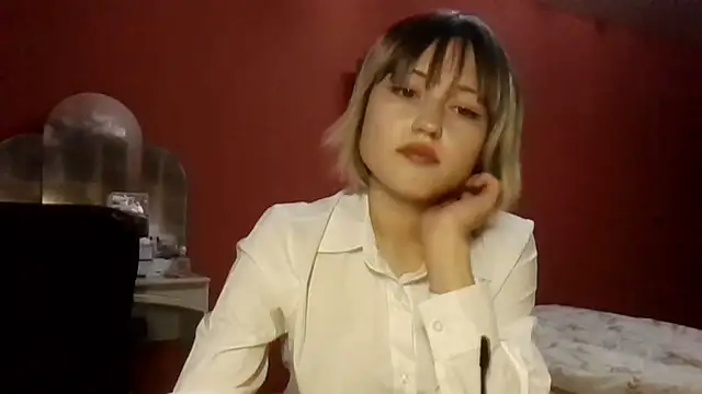 SkylaPorter online show from 25, 11, 2025