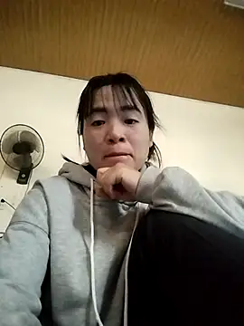 Xuca-bits online show from 4, 12, 2025