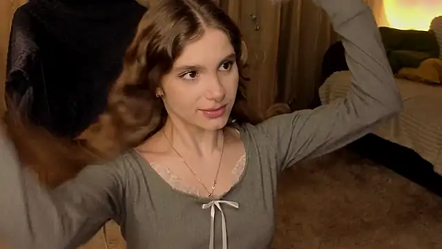 Snapshot of RozanneJordan chatting on 2, 5, 2026 RozanneJordan online show from 2, 5, 2026