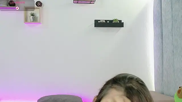  manumontoya online show from 16, 12, 2025