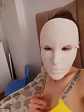 Snapshot of alalora09 chatting on 25, 11, 2025 alalora09 online show from 25, 11, 2025