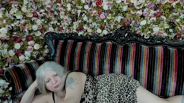 Snapshot of mariabelladonna chatting on 18, 4, 2026 mariabelladonna online show from 18, 4, 2026