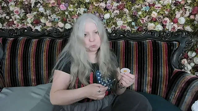 Snapshot of mariabelladonna chatting on 22, 4, 2026 mariabelladonna online show from 22, 4, 2026