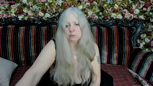 Snapshot of mariabelladonna chatting on 1, 5, 2026 mariabelladonna online show from 1, 5, 2026