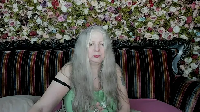 Snapshot of mariabelladonna chatting on 3, 5, 2026 mariabelladonna online show from 3, 5, 2026
