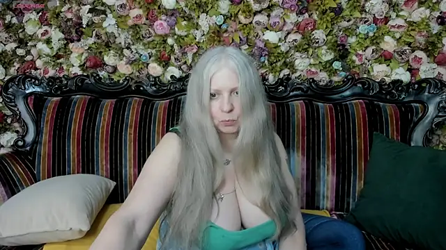 Snapshot of mariabelladonna chatting on 10, 6, 2026 mariabelladonna online show from 10, 6, 2026