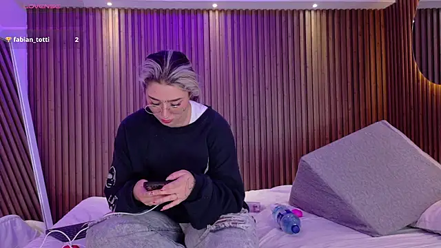 GabyRose9 online show from 16, 3, 2026