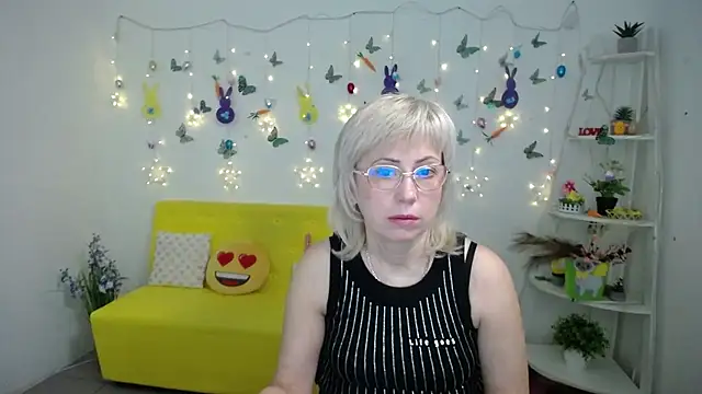 LaurenWishy online show from 8, 4, 2026