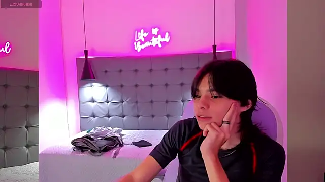 Sylasfrost online show from 26, 11, 2025