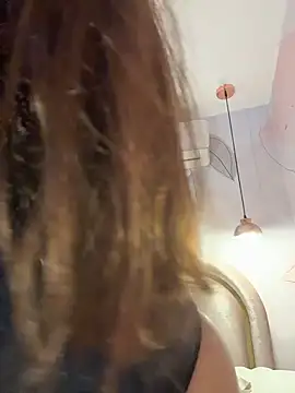 IsabelaStefano online show from 25, 11, 2025