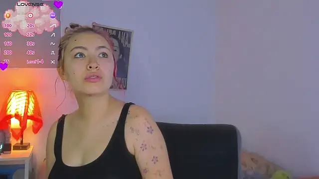 Snapshot of MarieTaylor_ chatting on 25, 6, 2026 MarieTaylor online show from 25, 6, 2026