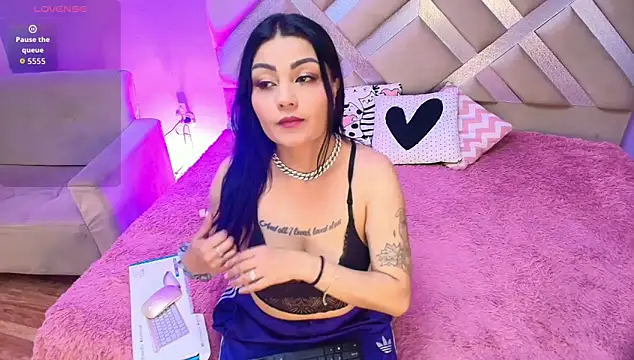 mei kora online show from 22, 11, 2025