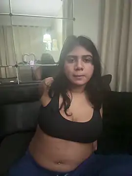 TiaBella  online show from 18, 12, 2025