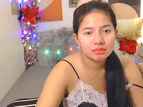 Snapshot of Asiantresha chatting on 19, 11, 2025 Asiantresha online show from 19, 11, 2025