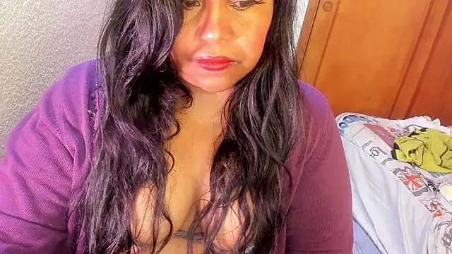 Snapshot of ebonycamelia chatting on 30, 4, 2026 ebonycamelia online show from 30, 4, 2026