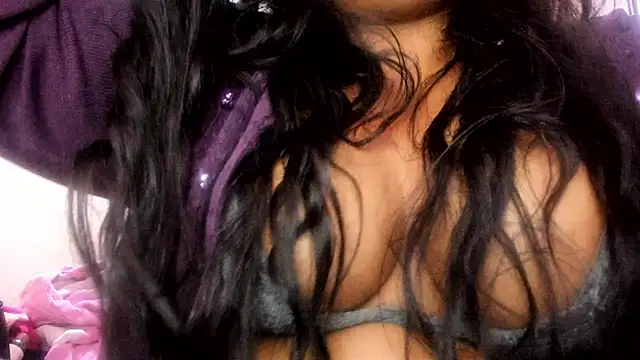 Snapshot of ebonycamelia chatting on 19, 5, 2026 ebonycamelia online show from 19, 5, 2026