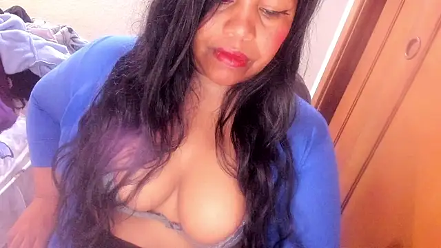 Snapshot of ebonycamelia chatting on 20, 5, 2026 ebonycamelia online show from 20, 5, 2026