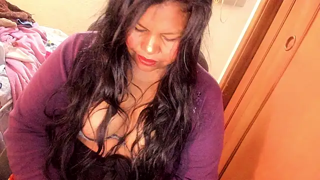Snapshot of ebonycamelia chatting on 9, 6, 2026 ebonycamelia online show from 9, 6, 2026