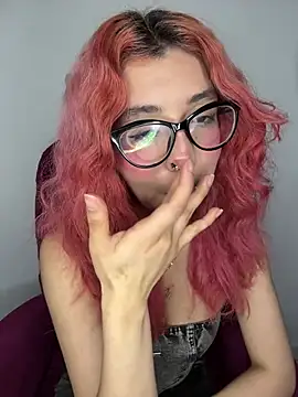 Valen-Foxx1 online show from 15, 4, 2026