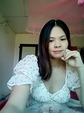 quynhquynh  online show from 29, 11, 2025