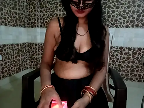 Sassy Shanvi online show from 1, 4, 2026