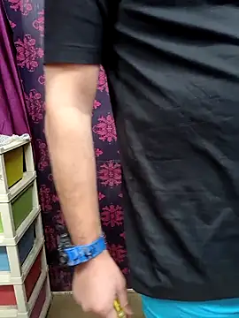 Cute Lucky online show from 5, 2, 2026