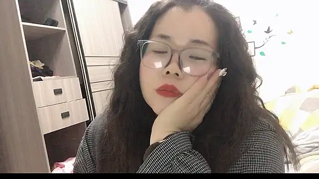 Huahua3187 online show from 21, 11, 2025