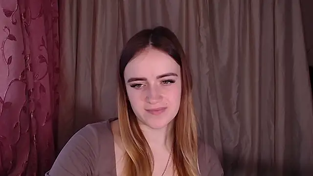 Snapshot of Illa_May chatting on 4, 12, 2025 Illa May online show from 4, 12, 2025