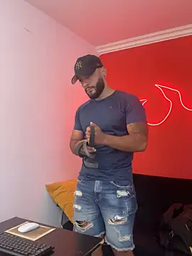 Mike savage3 online show from 30, 3, 2026