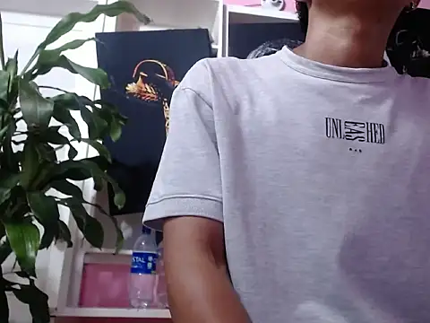 Snapshot of crissex3 chatting on 25, 2, 2026 crissex3 online show from 25, 2, 2026