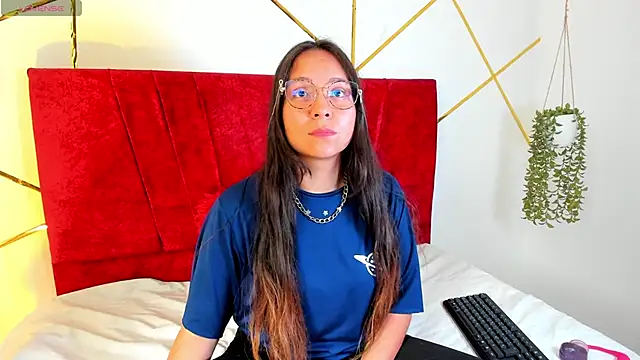 Julieta Lein  online show from 9, 1, 2026