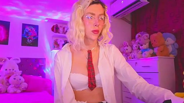 MadamBarbiee online show from 26, 11, 2025