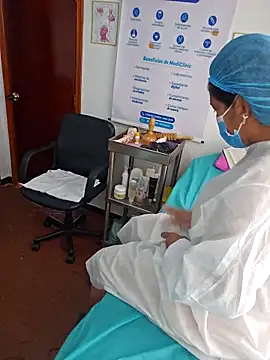 JustSamantha  online show from 1, 4, 2026