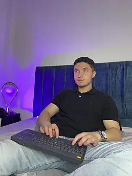 Snapshot of Ethan-Connor chatting on 20, 11, 2025 Ethan-Connor online show from 20, 11, 2025