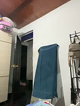 Annaa Hott online show from 1, 12, 2025