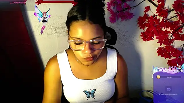 Snapshot of chleo_rosse chatting on 17, 7, 2026 chleo rosse online show from 17, 7, 2026