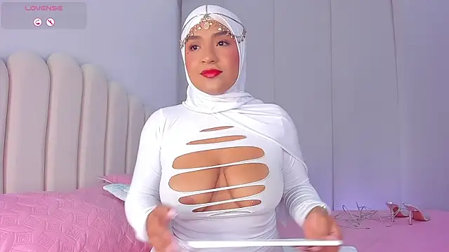 Amira-Zahra online show from 15, 6, 2026