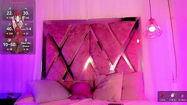 atenea taylor  online show from 17, 12, 2025