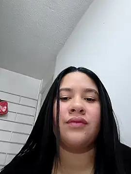 Kendra-daring online show from 21, 7, 2026