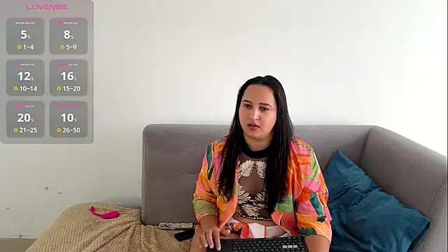 Snapshot of nelielg6 chatting on 30, 7, 2026 nelielg6 online show from 30, 7, 2026