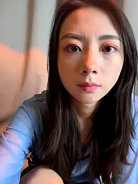 Snapshot of Jinmi125216 chatting on 5, 1, 2026 Jinmi125216 online show from 5, 1, 2026